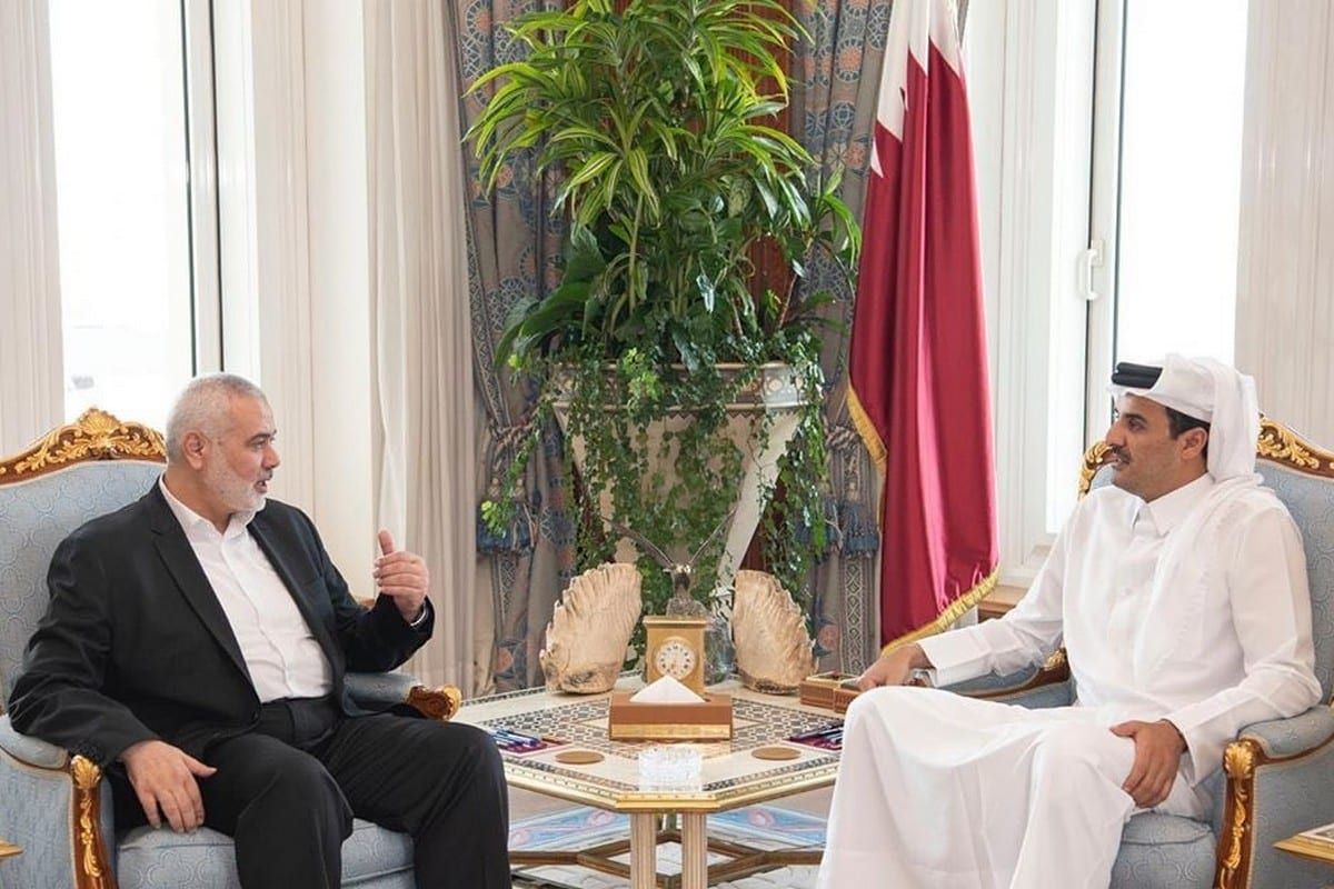 Ismail Haniyeh and Qatar Emir.