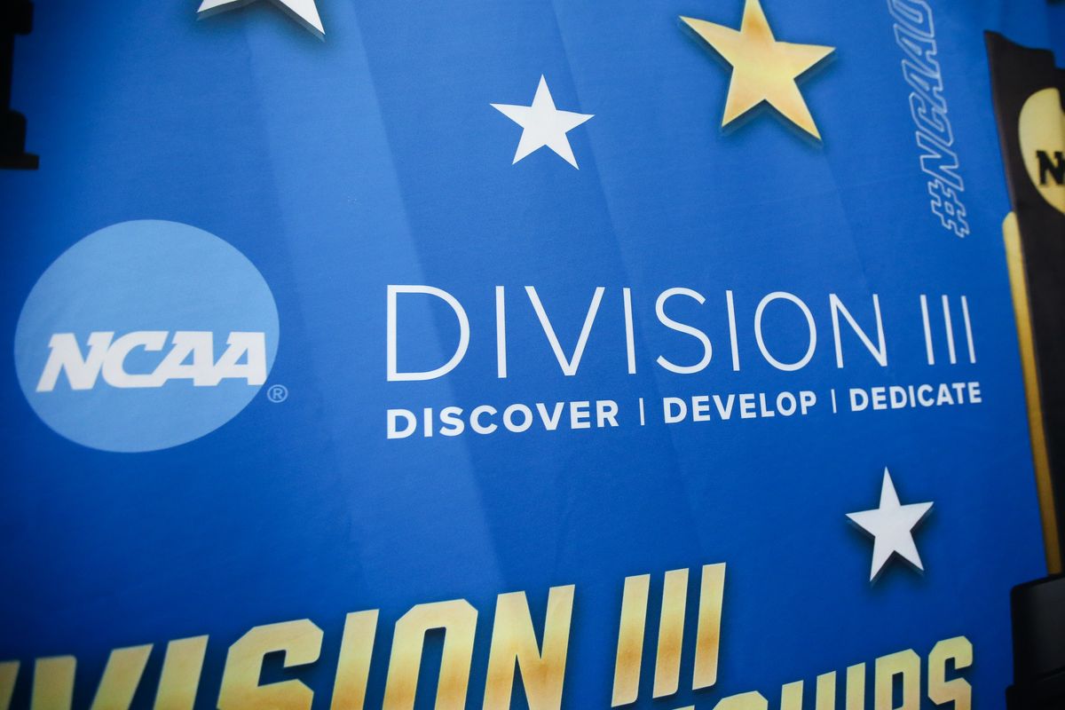 Division III Sign