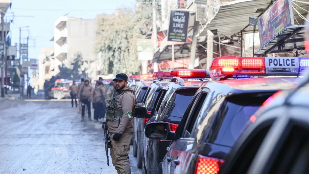 The Syrian army deployed to the Sheikh Maqsoud neighborhood in Aleppo after Kurdish forces withdrew following fierce clashes on January 10, 2026.  Shutterstock
