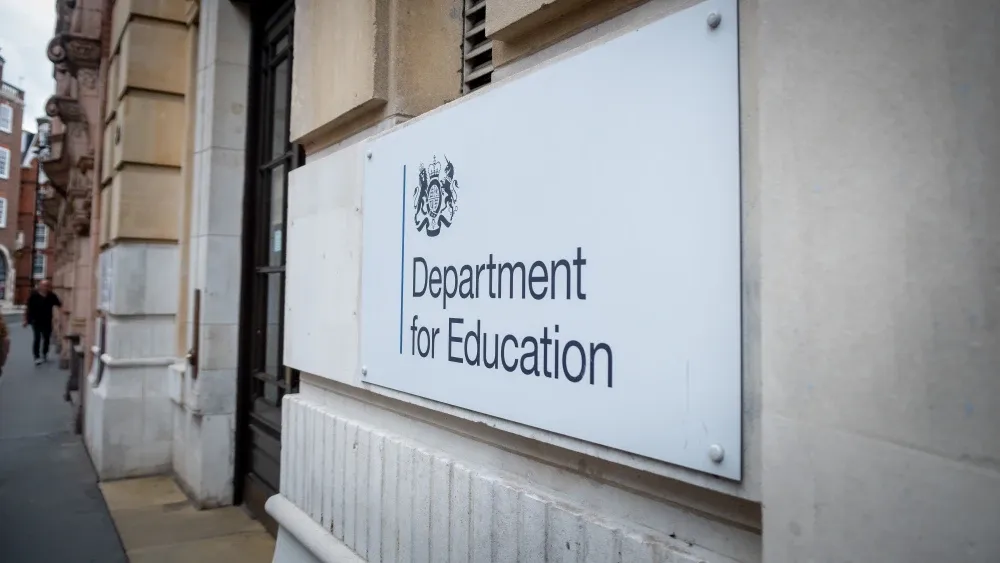 The Department of Education in the United Kingdom recently announced that under the new Shariah-compliant finance system, Muslim students will no longer be required to pay interest on government loans...
