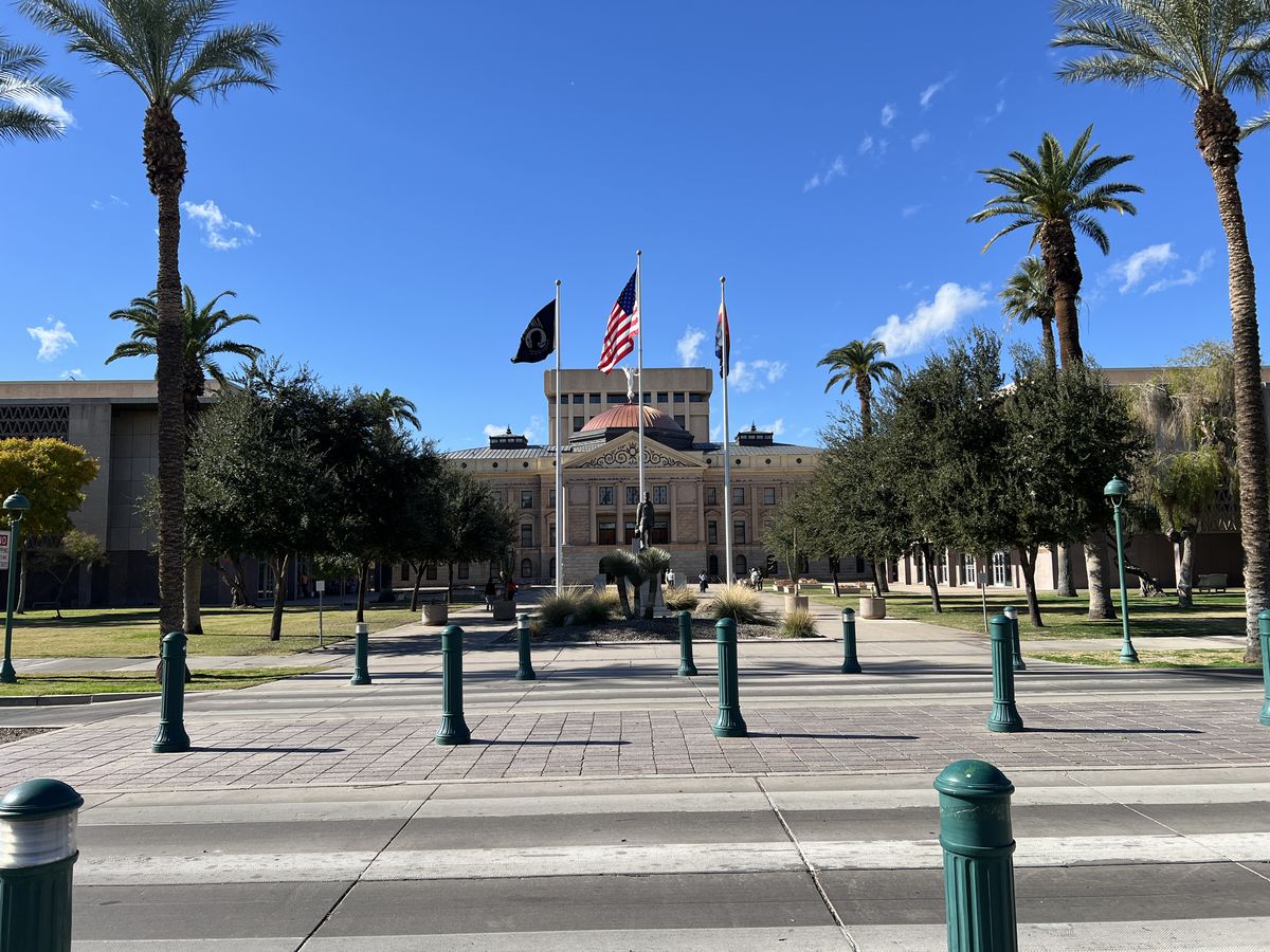 Arizona Capitol from capitol mall